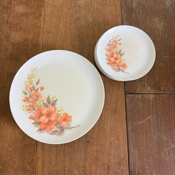 Mar-Crest Melmac VINTAGE peach floral dinner‎ & bread 5 place setting - Picture 1 of 10